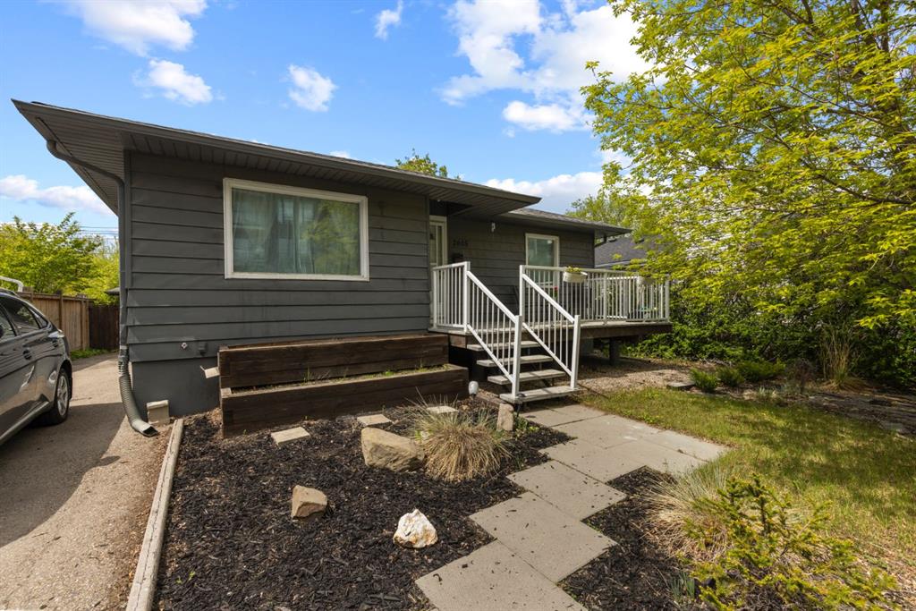 Third View of 2615 17A Street SW, Bankview, Calgary, Alberta, T2T 4S7