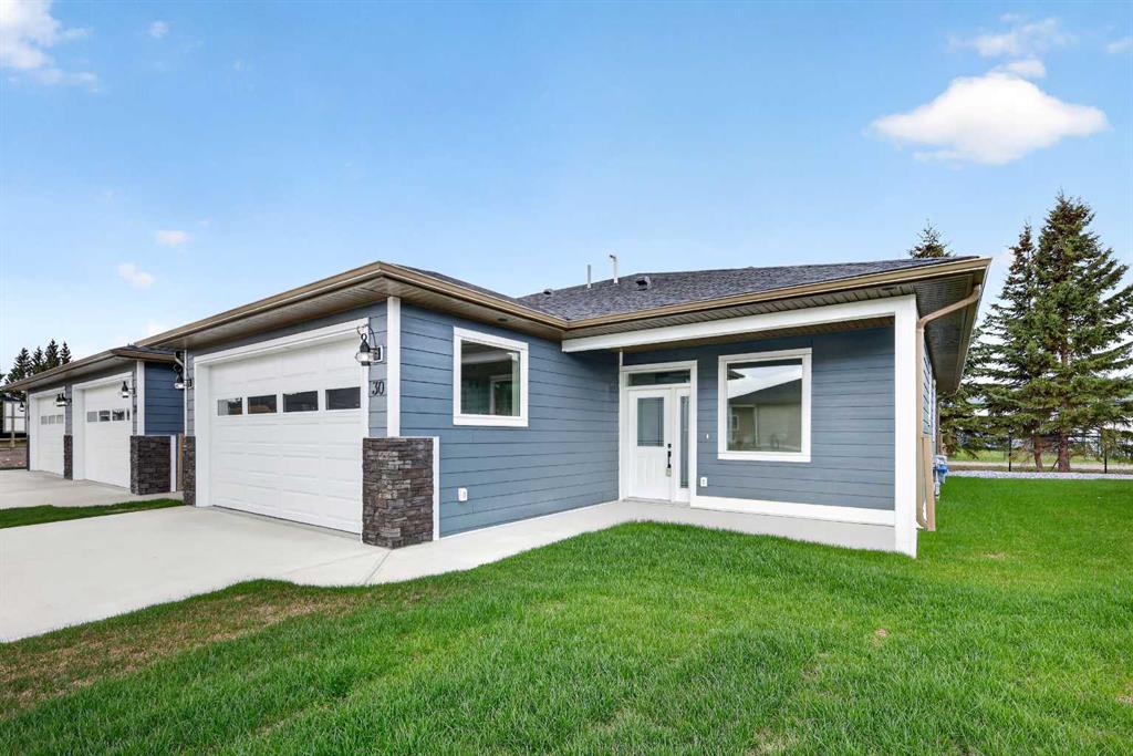 Third View of 30, 610 4 Avenue SW, NONE, Sundre, Alberta, T0M1X0