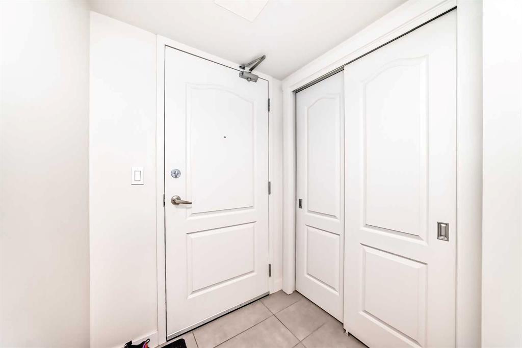 Fourth View of 1003, 303 13 Avenue SW, Beltline, Calgary, Alberta, T2R 0Y9