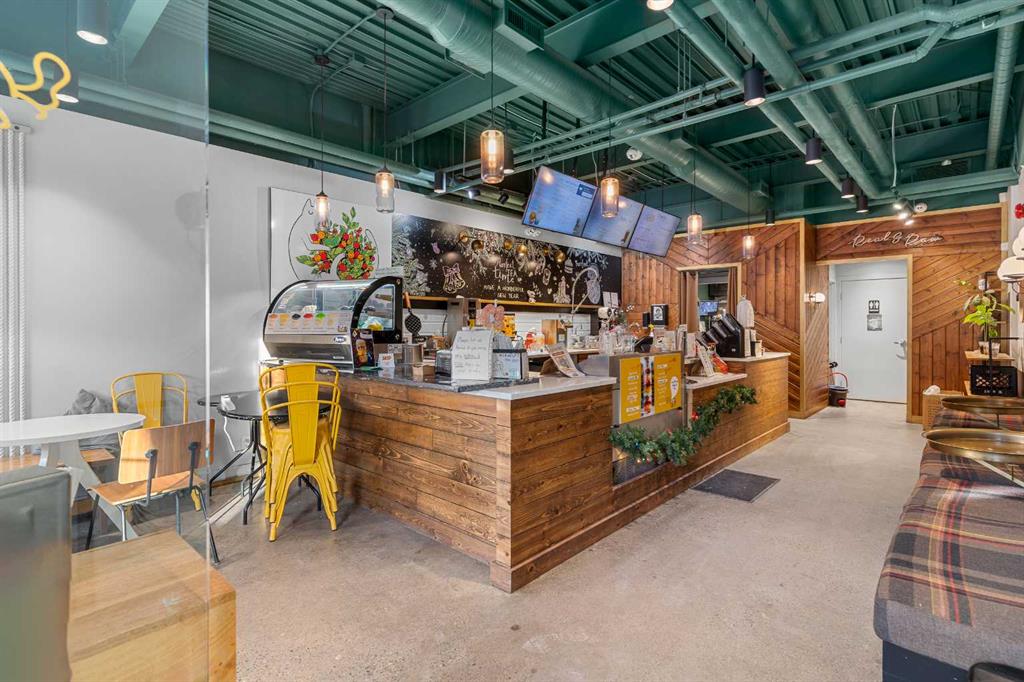 Fifth View of 816a 16 Avenue SW, Beltline, Calgary, Alberta, T2R 0S9