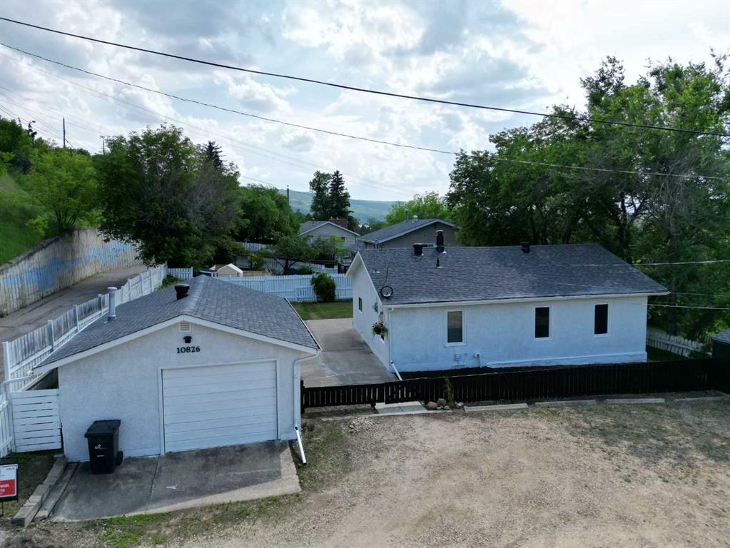 Third View of 10826 103A Street , South End, Peace River, Alberta, T8S 1L5