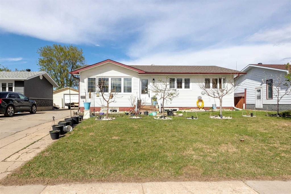 34 Biggs Avenue , A2314707, Alberta,