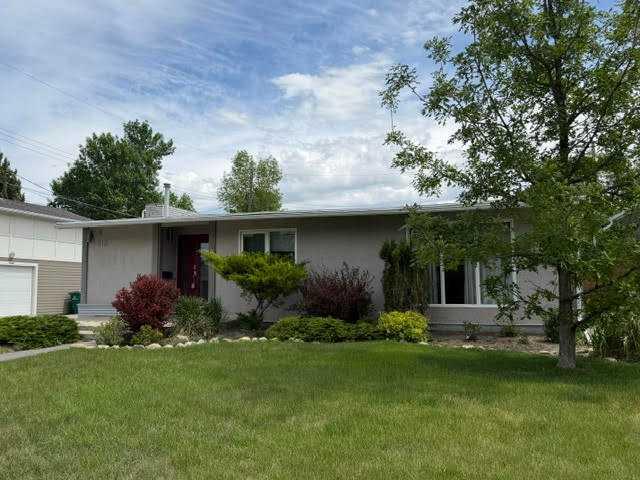 Main View of 613 30 Street S, Henderson Lake, Lethbridge, Alberta, T1J 3V2