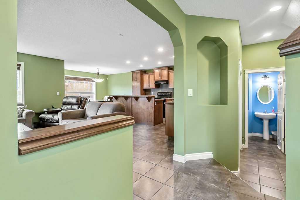 Fourth View of 158 New Brighton Lane SE, New Brighton, Calgary, Alberta, T2Z 0E3