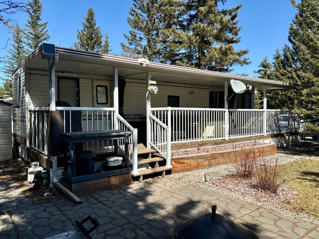 10&11 5230 Highway 27  , A2314735, Alberta,