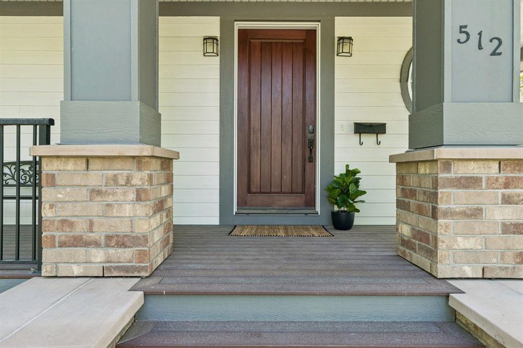 Fourth View of 512 Memorial Drive NW, Sunnyside, Calgary, Alberta, T2N 3C4