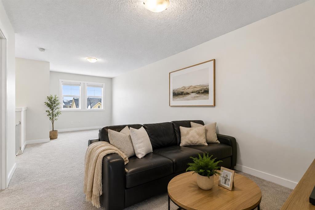 Fifth View of 401 South Point Glen SW, South Point, Airdrie, Alberta, T4B 4L1