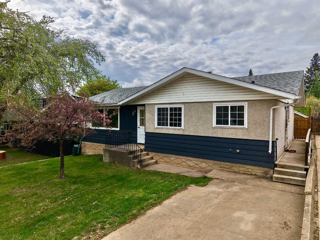 Third View of 10120 105 Avenue , South End, Peace River, Alberta, T8S 1K9