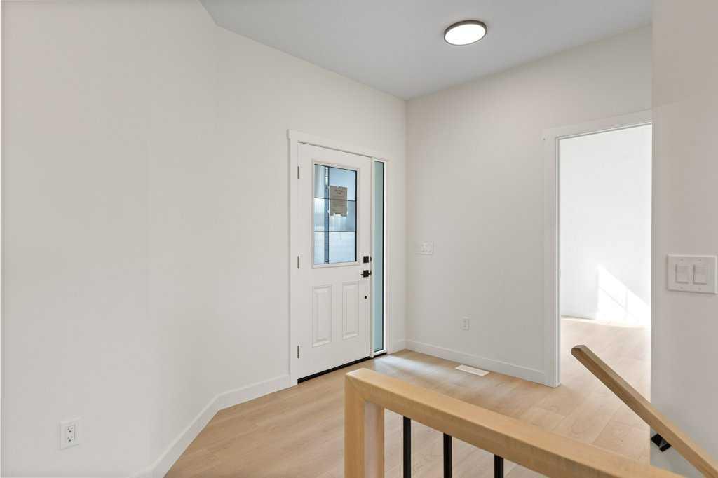 Fifth View of 206 Monterey Bay SE, Montrose, High River, Alberta, T1V 0J7