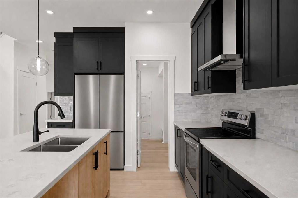 Fourth View of 91 Heritage Manor , Heritage Hills, Cochrane, Alberta, T4C0L3