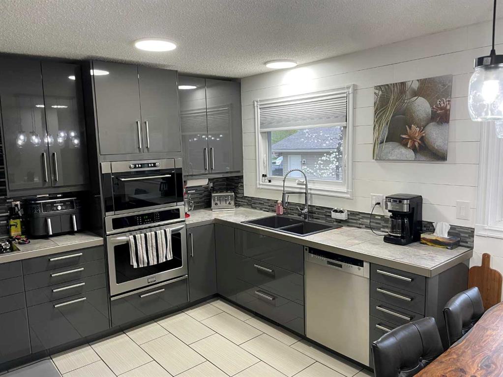 Third View of 77 Feero Drive , NONE, Whitecourt, Alberta, T7S 1E7