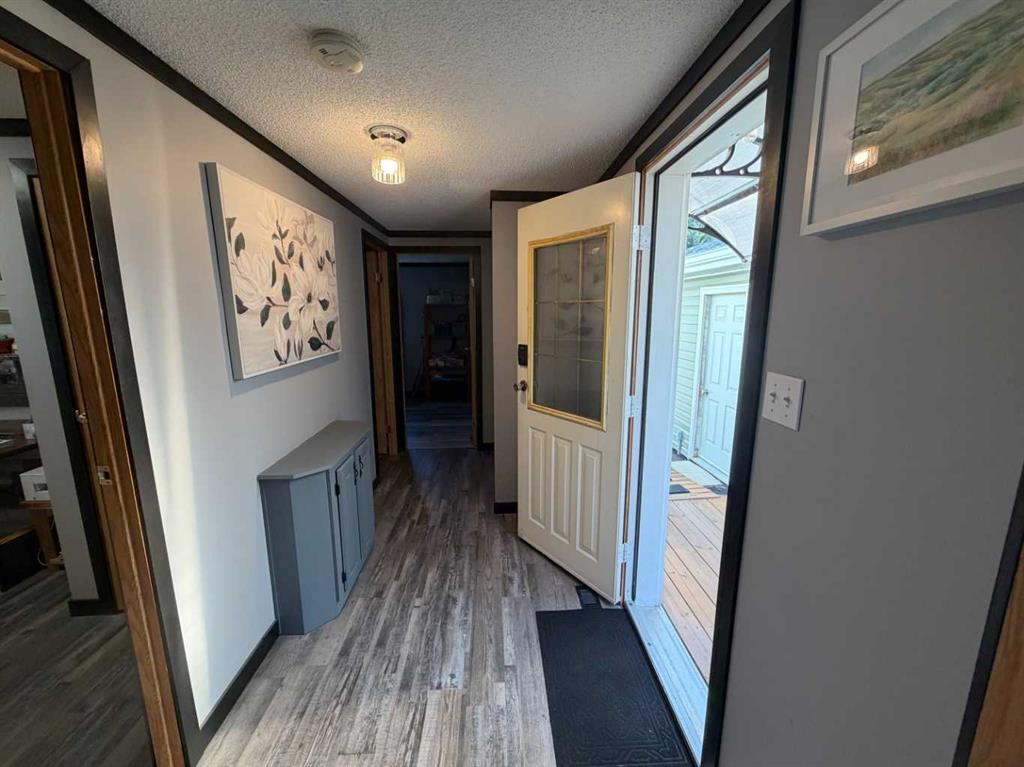 Third View of 2923 31 Avenue S, Parkbridge Estates, Lethbridge, Alberta, T1K 6S6