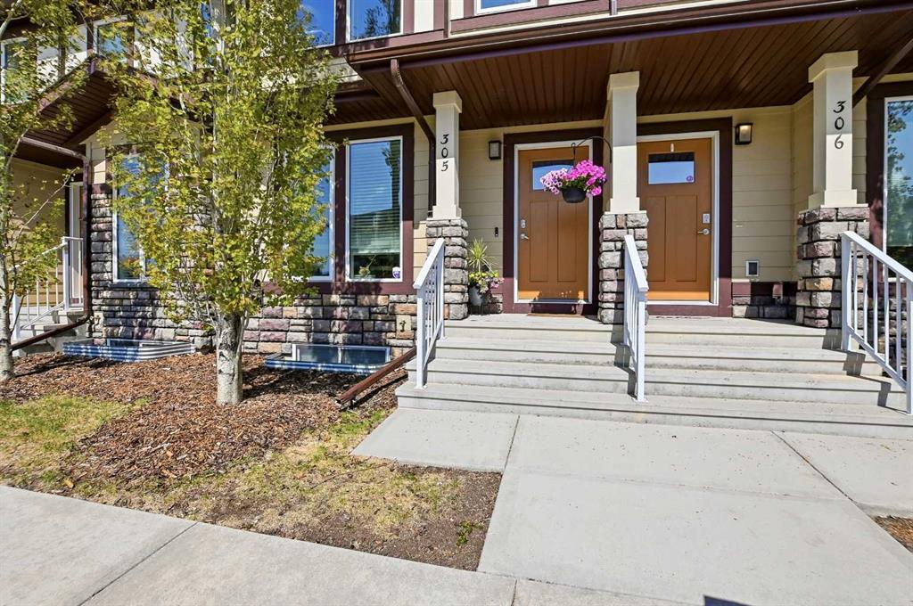 Third View of 305, 339 Viscount Drive , Vanier East, Red Deer, Alberta, T4R 0S2