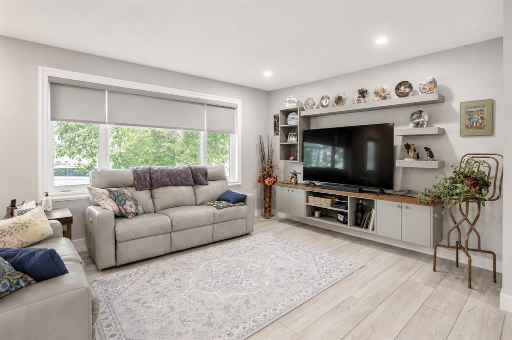 Third View of 9905 92 Avenue , Highland Park, Grande Prairie, Alberta, T8V 0H7