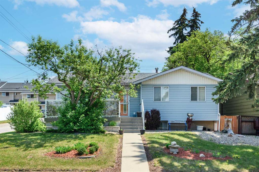 Main View of 208 Van Horne Crescent NE, Vista Heights, Calgary, Alberta, T2E6H1