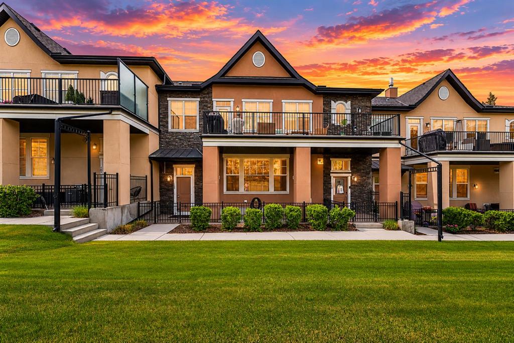 165 Cranbrook Villas SE, A2315061, Alberta,