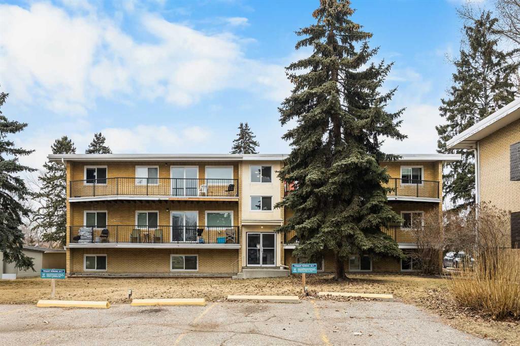 101, 3103 Blakiston Drive NW, A2315064, Alberta,