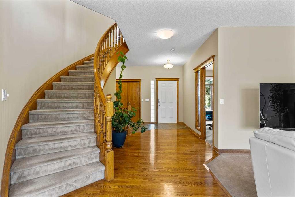 Third View of 322 Hampstead Way NW, Hamptons, Calgary, Alberta, T3A 6E6