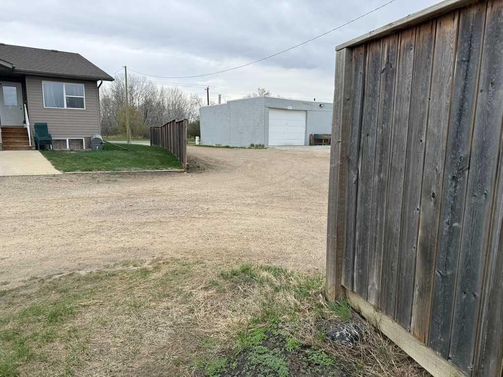 Fifth View of 5311 57 Avenue , Lucas Heights, Ponoka, Alberta, T4J 0B1