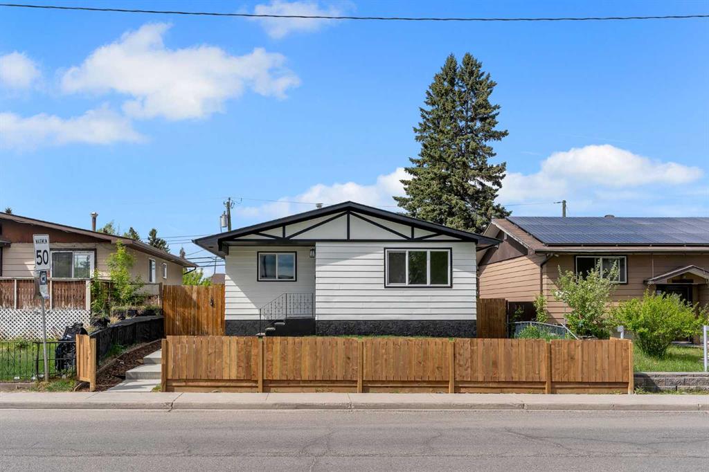 Fifth View of 3640 Dover Ridge Drive SE, Dover, Calgary, Alberta, T2B 2B4