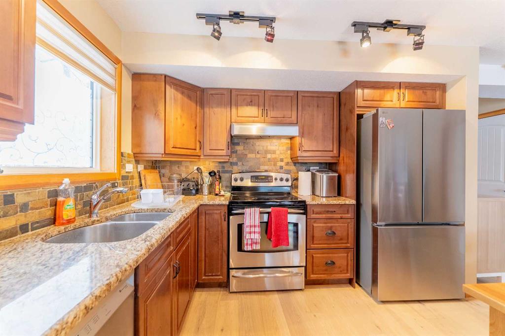 Fourth View of 24, 100 Rundle Drive , Hospital Hill, Canmore, Alberta, T1W 0B5