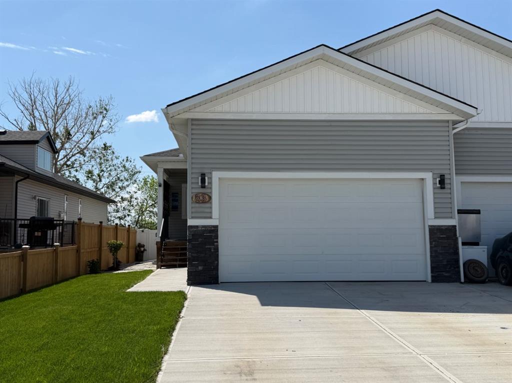 83 Harvest Square  , A2315150, Alberta,