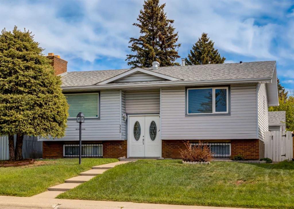 332 Pinemont Road NE, A2315205, Alberta,