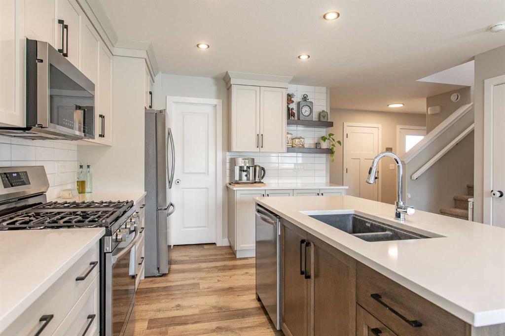 Fifth View of 71 Bardwell Way , Beacon Hill, Sylvan Lake, Alberta, T4S 0V4