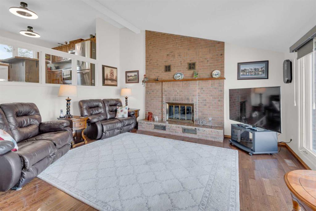 Third View of 417 Cottonwood Drive , NONE, Vulcan, Alberta, T0L 2B0