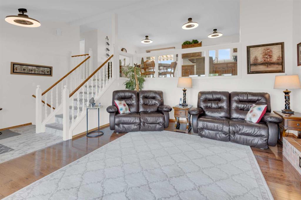 Fourth View of 417 Cottonwood Drive , NONE, Vulcan, Alberta, T0L 2B0