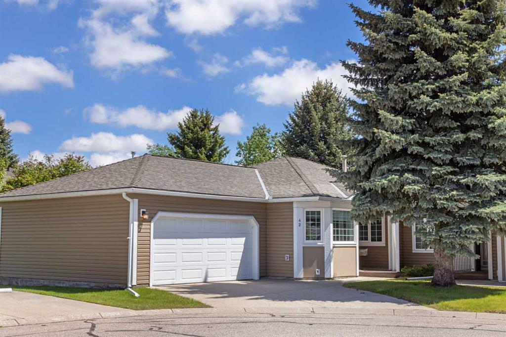 Third View of 42 Douglasbank Gardens SE, Douglasdale/Glen, Calgary, Alberta, T2Z 2C9