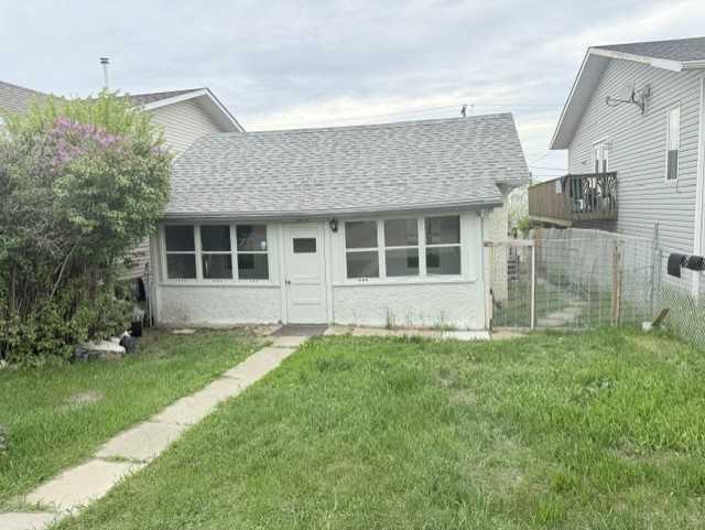 Second View of 10030 102 Street , Downtown, Peace River, Alberta, T8s1R3
