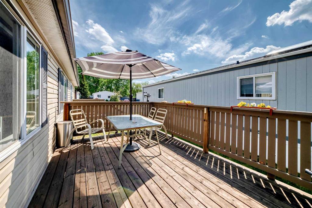 Third View of 76 Westwood Court , Westwood, Innisfail, Alberta, T4G 1S2