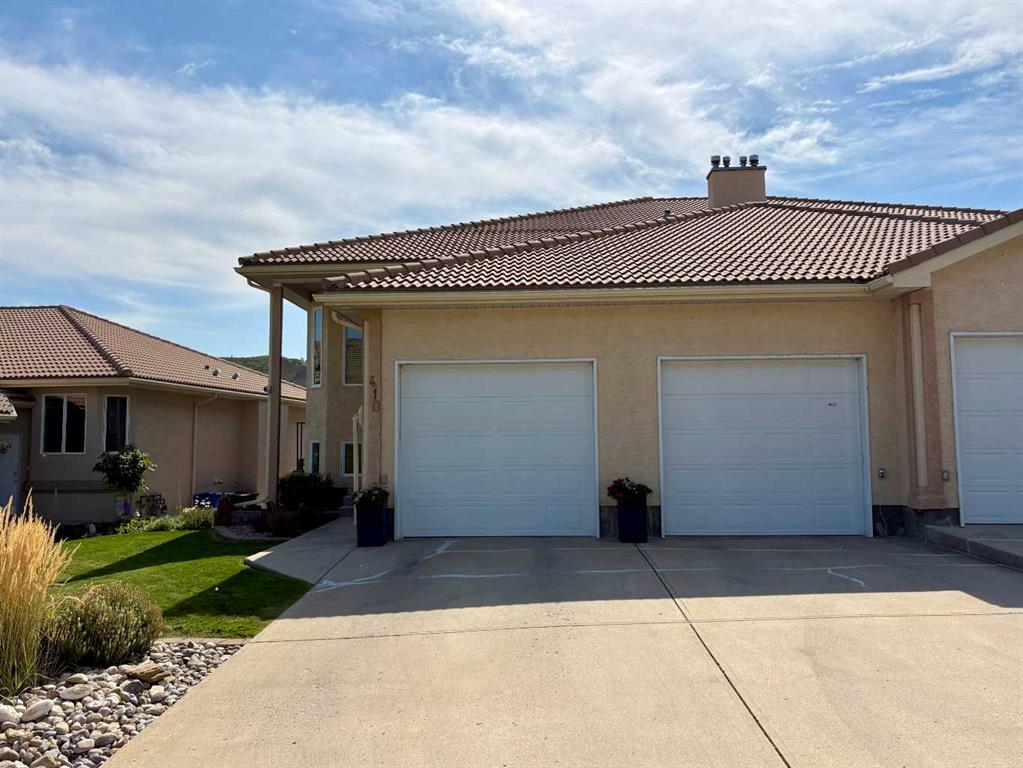 B, 410 Canyon Boulevard W, A2315292, Alberta,