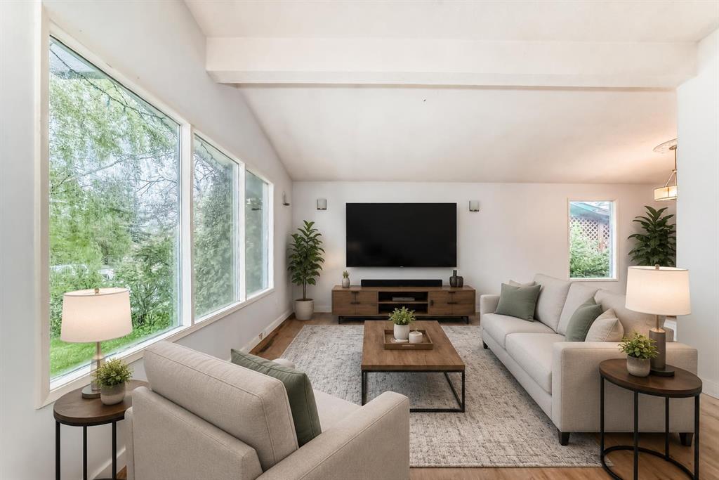 Fifth View of 544 Penworth Way SE, Penbrooke Meadows, Calgary, Alberta, T2A4G3