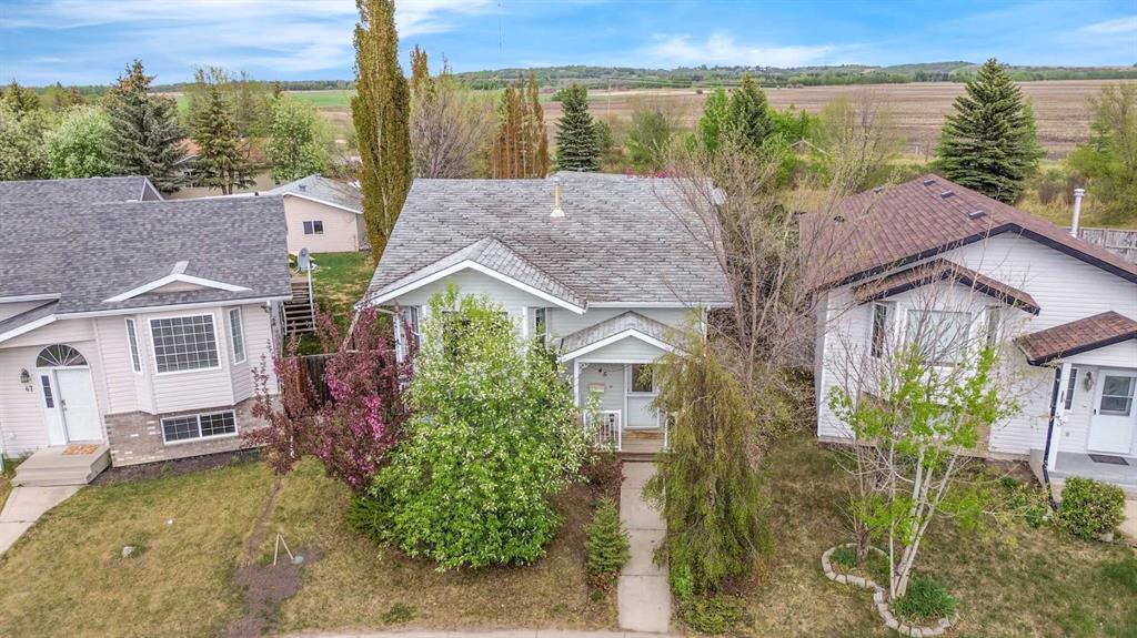 Second View of 45 Durand Crescent , Davenport, Red Deer, Alberta, T4R 3A7