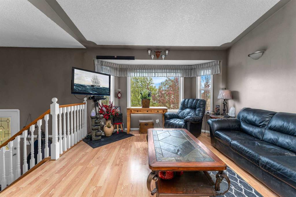 Fifth View of 45 Durand Crescent , Davenport, Red Deer, Alberta, T4R 3A7