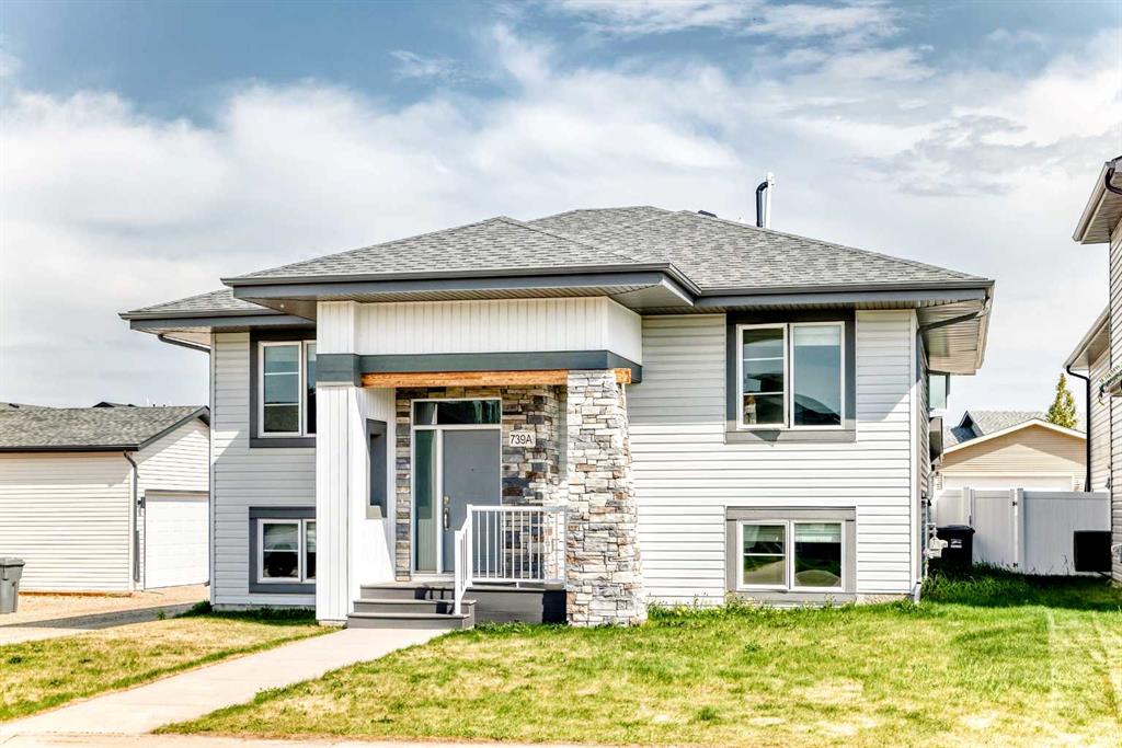 Second View of 739 Cypress Lane , NONE, Springbrook, Alberta, T4S 0N9