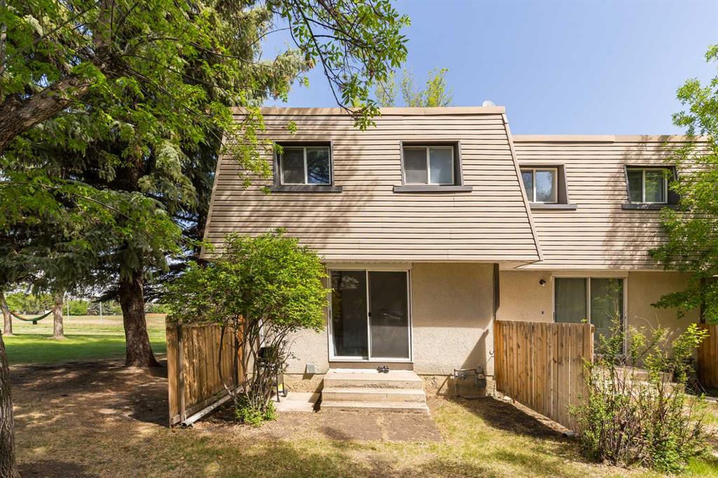 Fourth View of 14, 115 Lafayette Boulevard W, Varsity Village, Lethbridge, Alberta, T1K 4B9