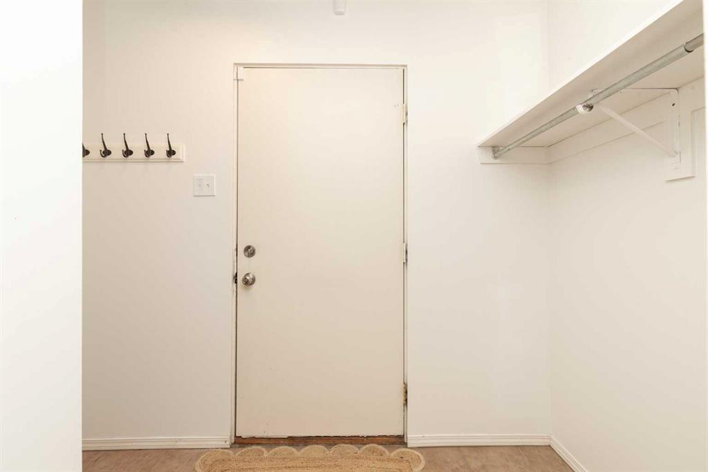 Fifth View of 14, 115 Lafayette Boulevard W, Varsity Village, Lethbridge, Alberta, T1K 4B9