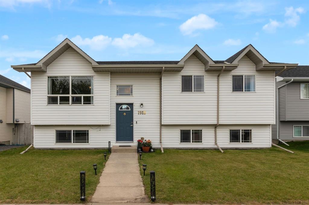 1918 Strathcona Terrace , A2315431, Alberta,