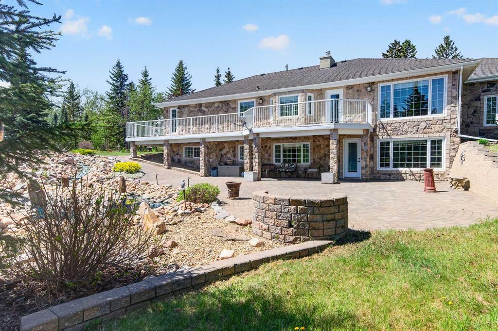 5930 C + E Trail , A2315461, Alberta,