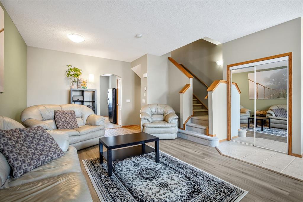 Fifth View of 209 Strathcona Circle , Strathaven, Strathmore, Alberta, T1P0B1