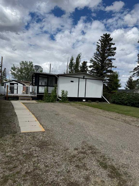 205 5 Avenue N, A2315483, Alberta,