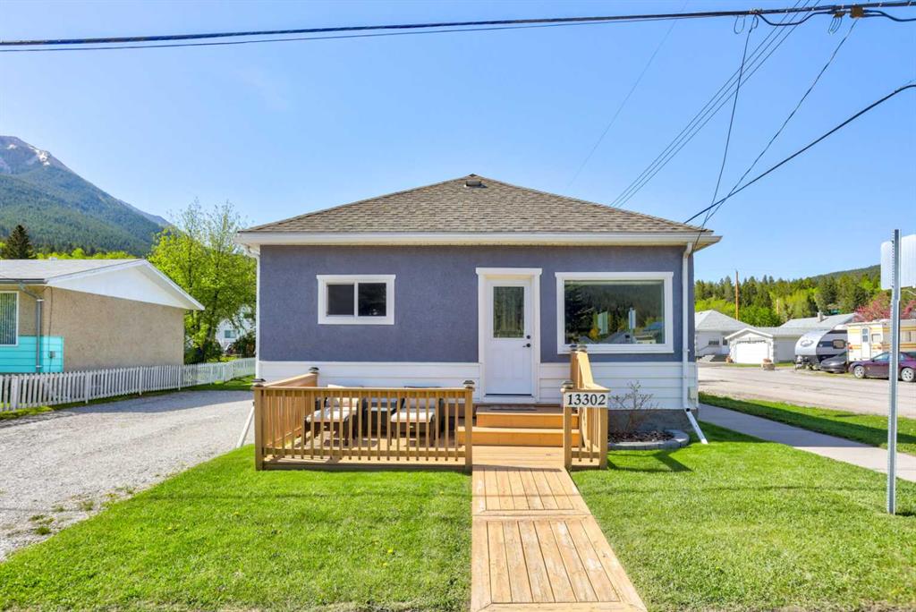 Second View of 13302 17 Avenue , NONE, Blairmore, Alberta, T0K 0E0