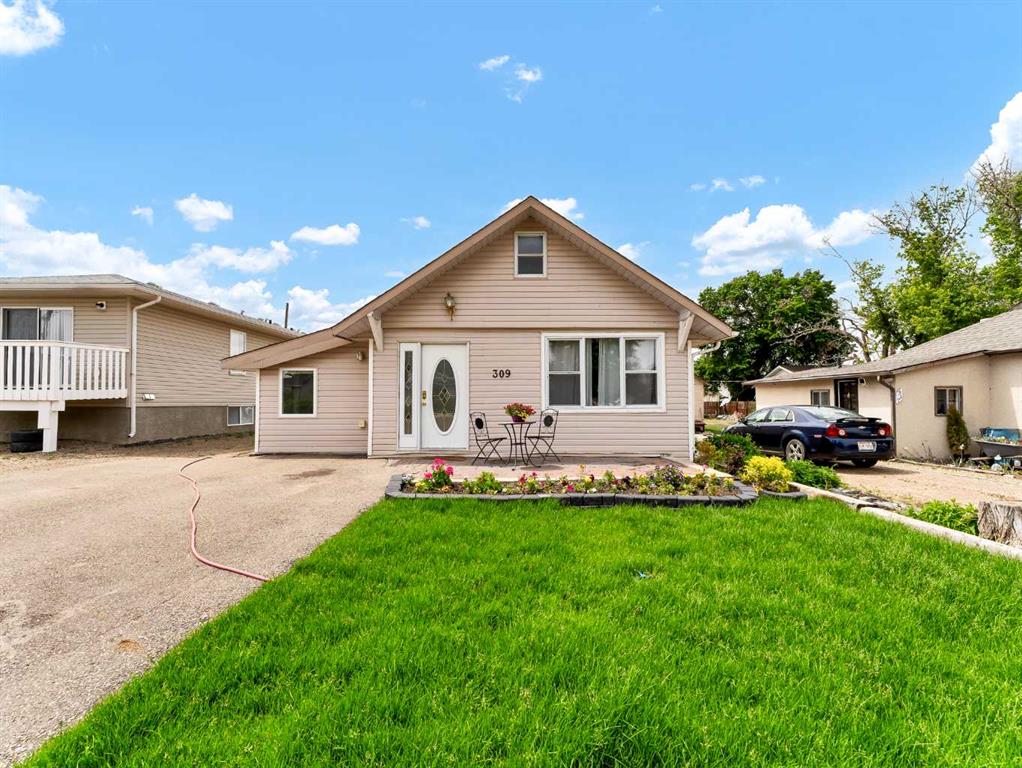 309 1 Street NW, A2315508, Alberta,