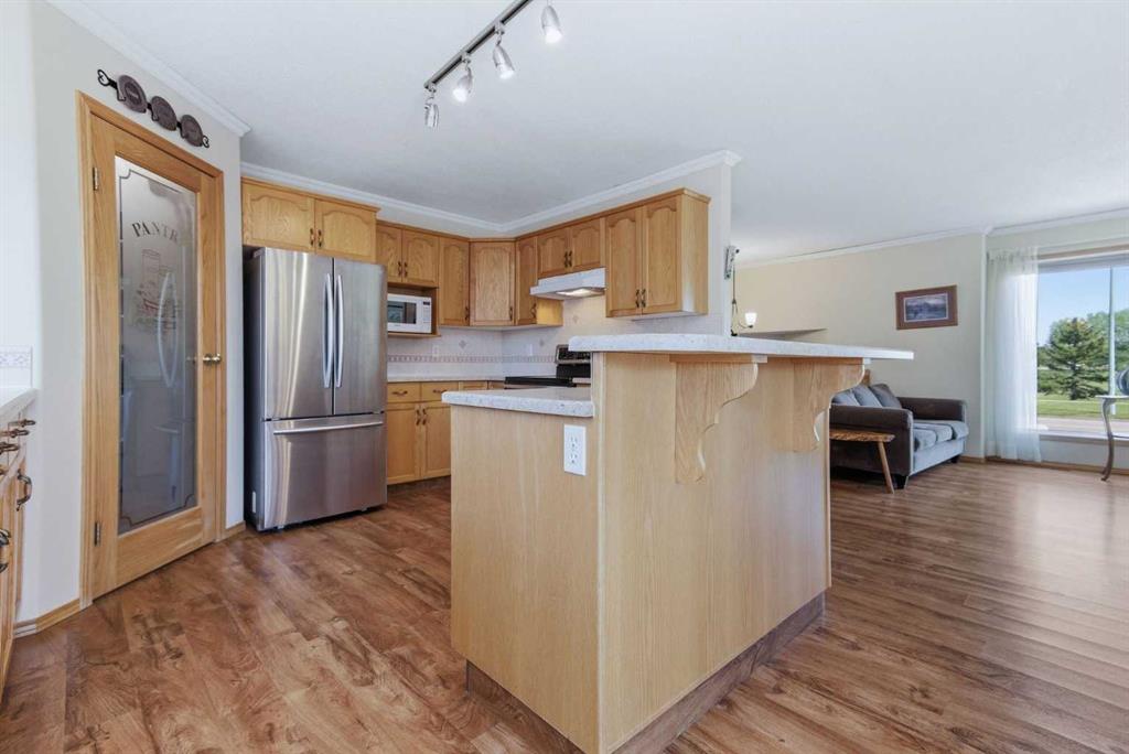 Fifth View of 4318 60 Avenue , Napoleon Lake, Innisfail, Alberta, T4G 1L2