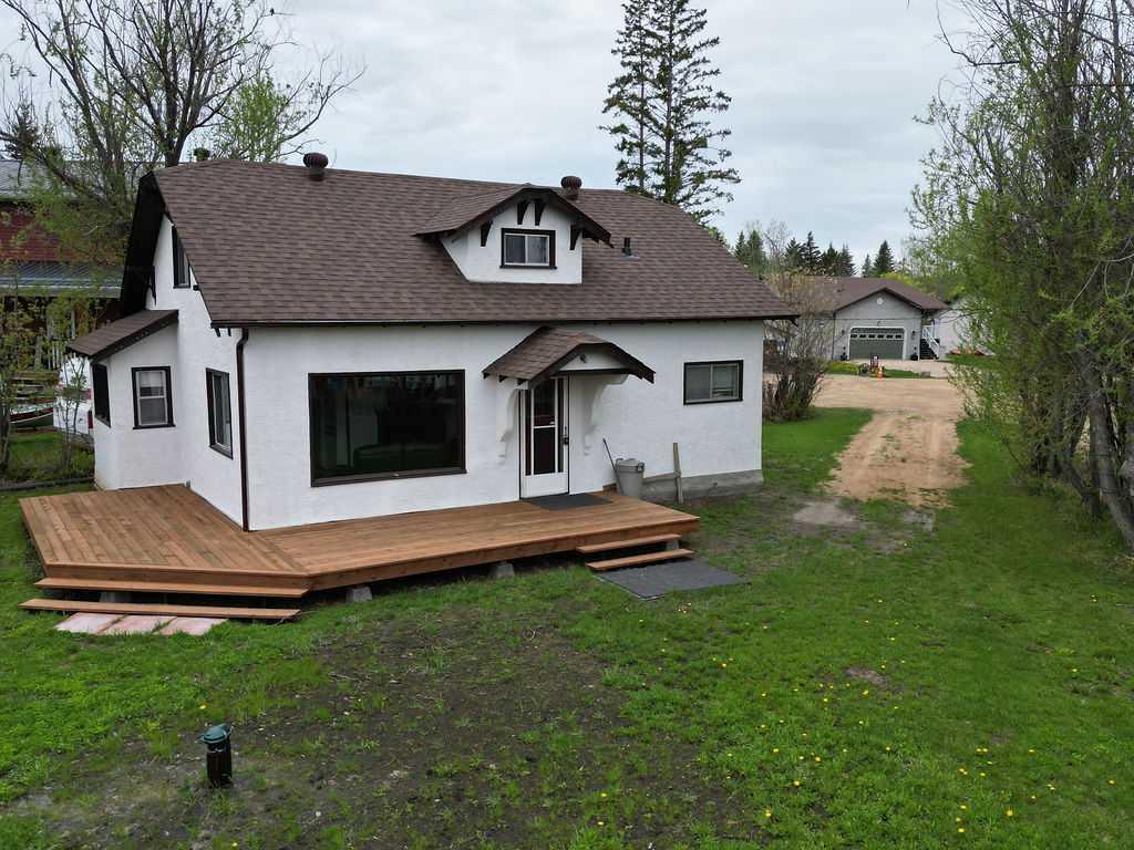 137 Sunrise Drive , A2315528, Alberta,