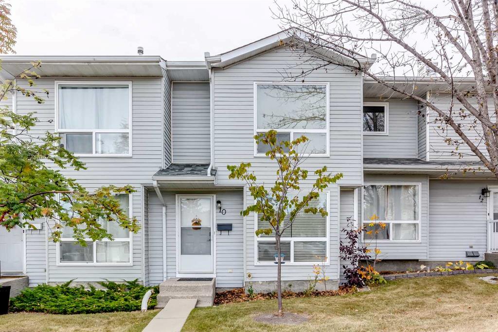 10 Deerfield Green SE, A2315555, Alberta,