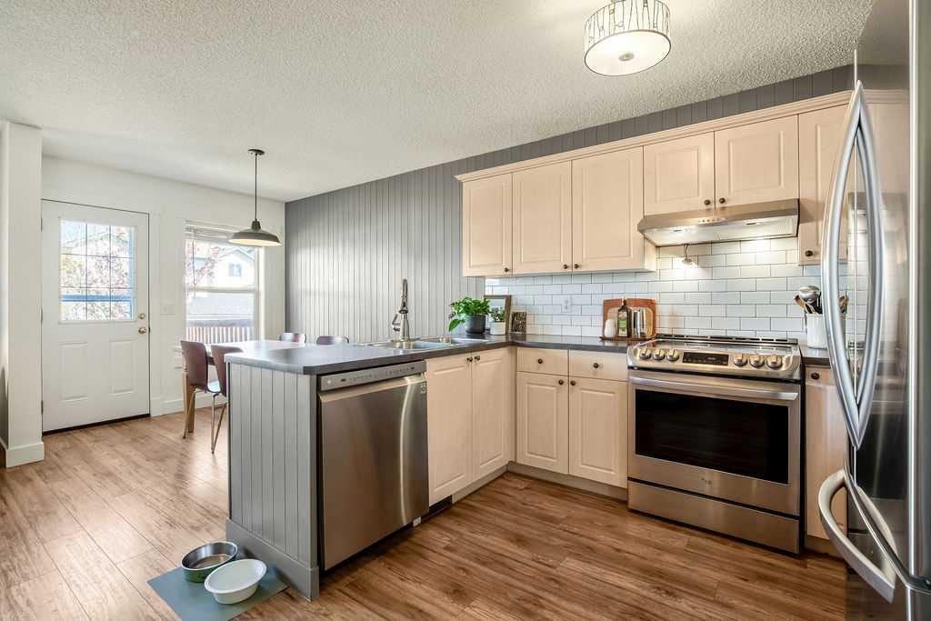 Fifth View of 20 Covepark Close NE, Coventry Hills, Calgary, Alberta, T3K 5R3